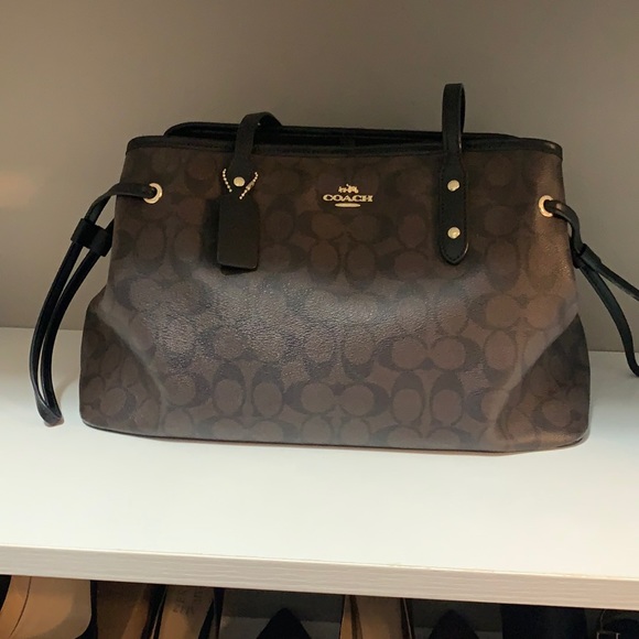 Coach Handbags - Coach Purse